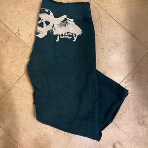 Cropped Juicy Couture Sweatpants with skull detail